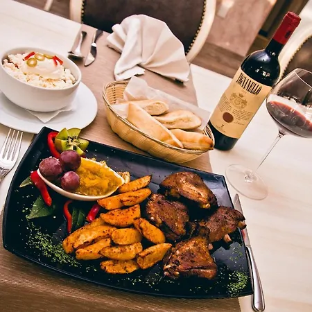 Arena Bakarni Отель *