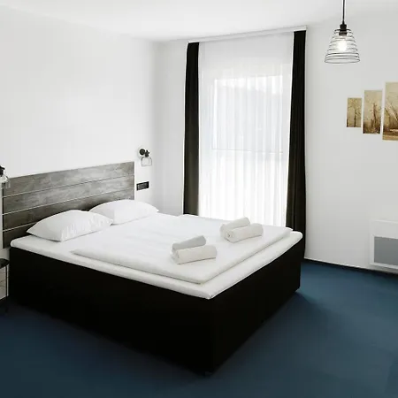 Hotel Arena Bakarni